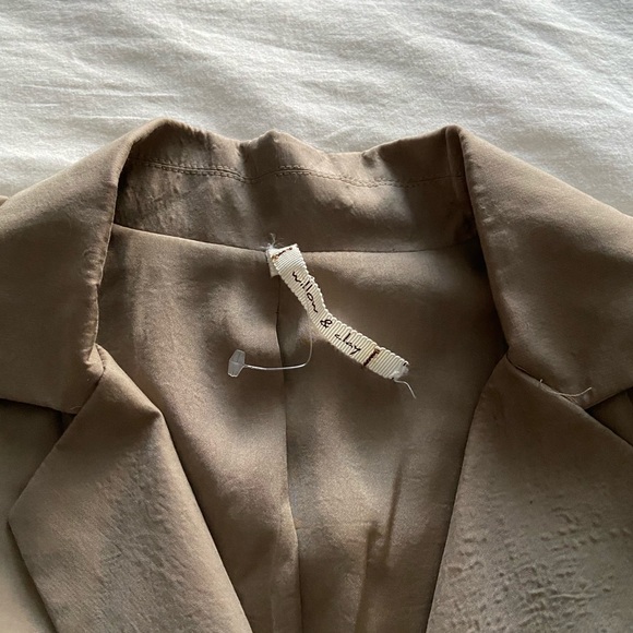 Beige blazer - Picture 3 of 3